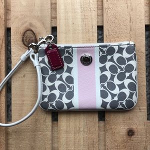 Coach wristlet wallet